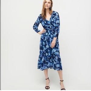 EUC J CREW Beautiful Blue floral long sleeve dress